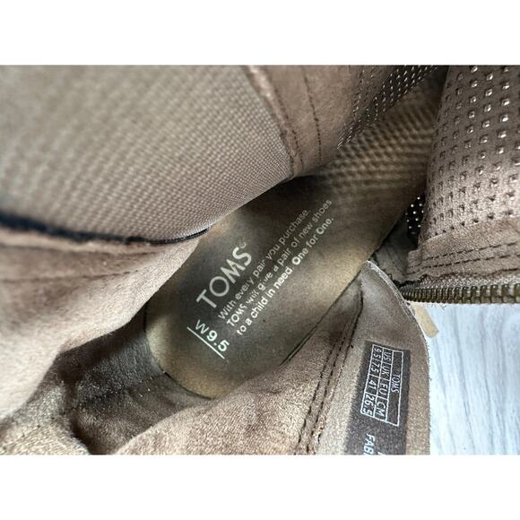 Toms Majorca Booties WMNS 9.5 Tan Diamond Perforated Suede Peep Toe Block Heels - Picture 9 of 9